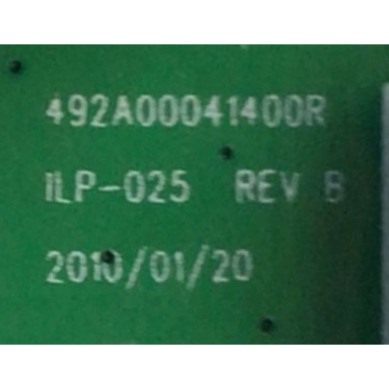 FUENTE PARA MONITOR HANNSPREE / NUMERO DE PARTE 7940M050 / 492A00041400R / NUMERO DE PANEL MT230DW01 / MODELO HSG1111 - Imagen 4